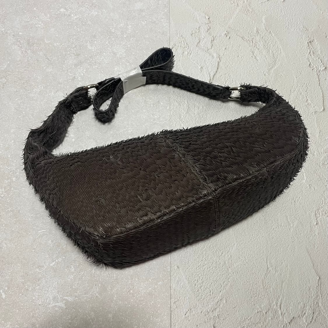 [새상품] 팔로마울 미니 드라이 브라운 레더퍼 숄더백 상품이미지3