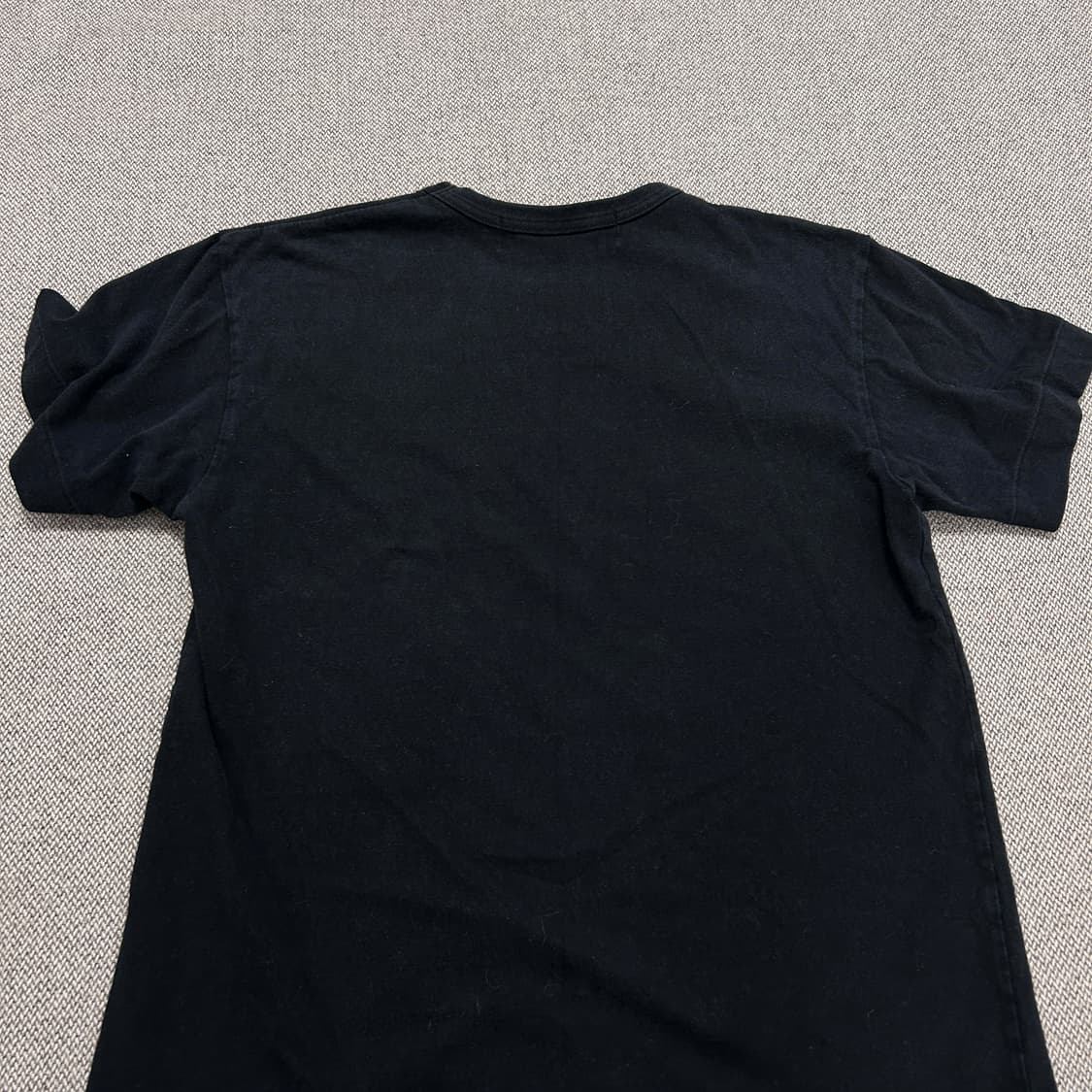 꼼데가르송 하트와펜 블랙 반팔(M) 상품이미지6