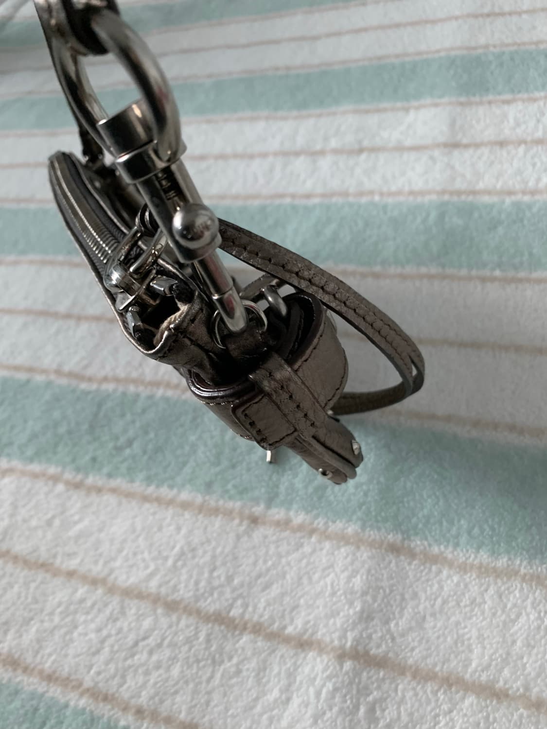 끌로에 패딩턴 포치 상품이미지6