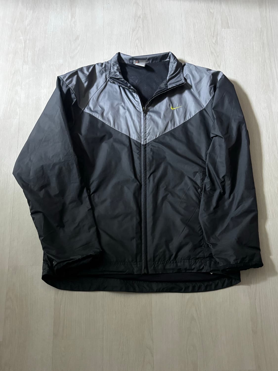 나이키 바람막이 M 상품이미지4