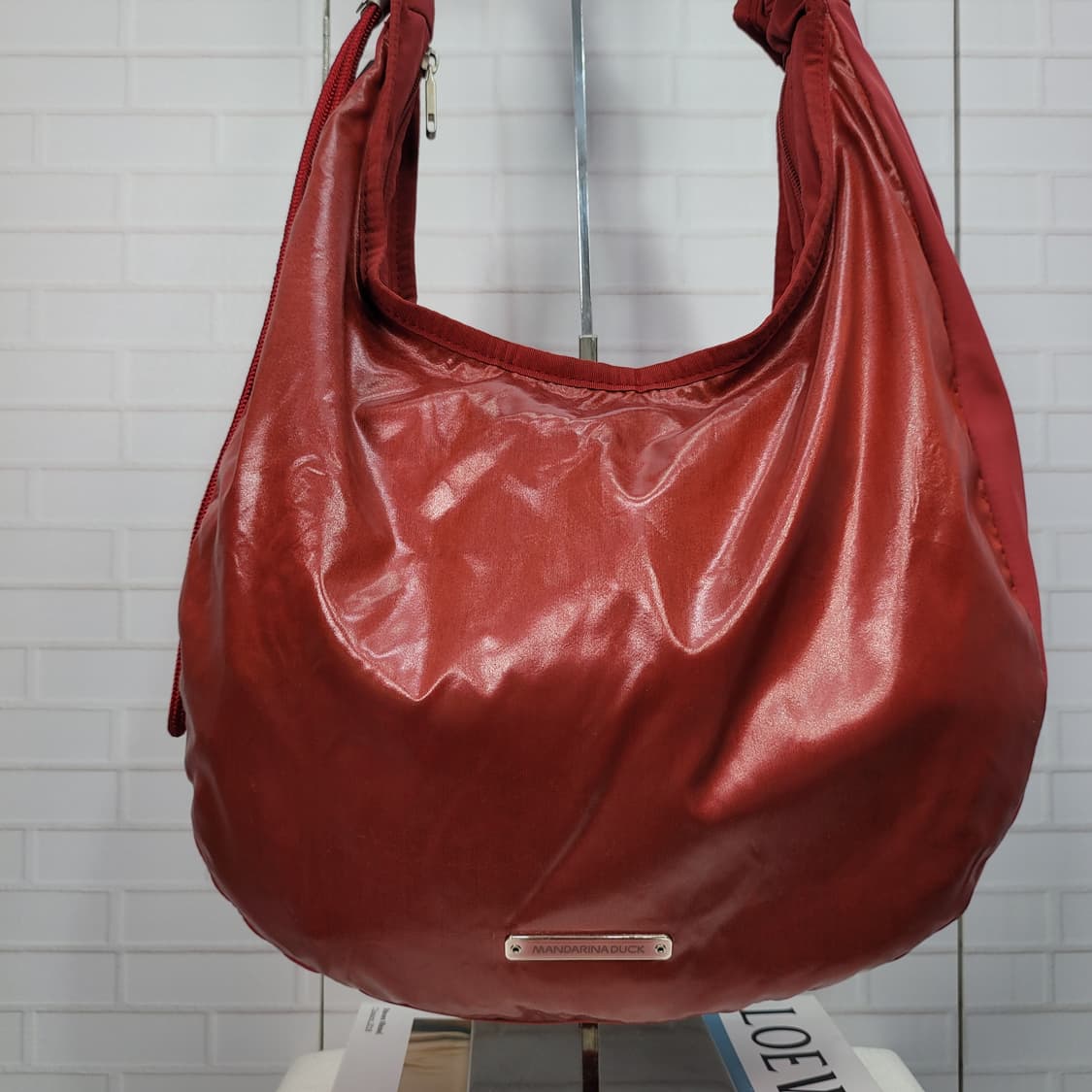만다리나덕 유광 레드 셔링 호보백 숄더백 토트백 크로스백 상품이미지2