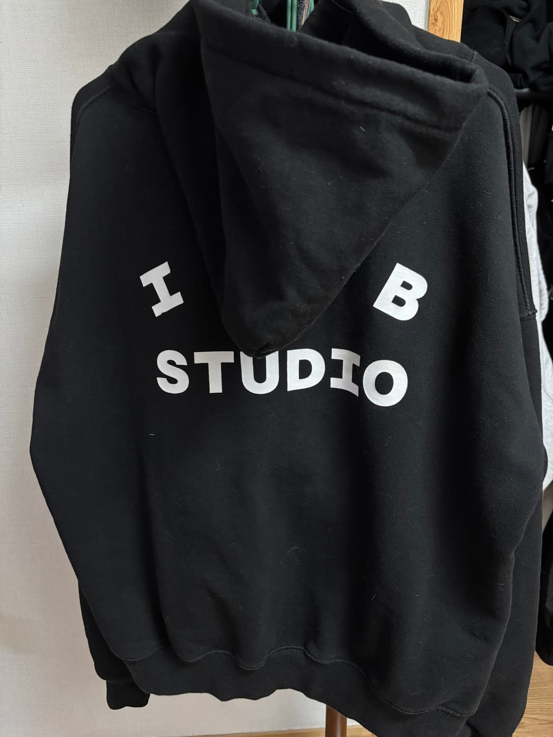 아이앱 스튜디오 후드티 (L, 블랙)  상품이미지2