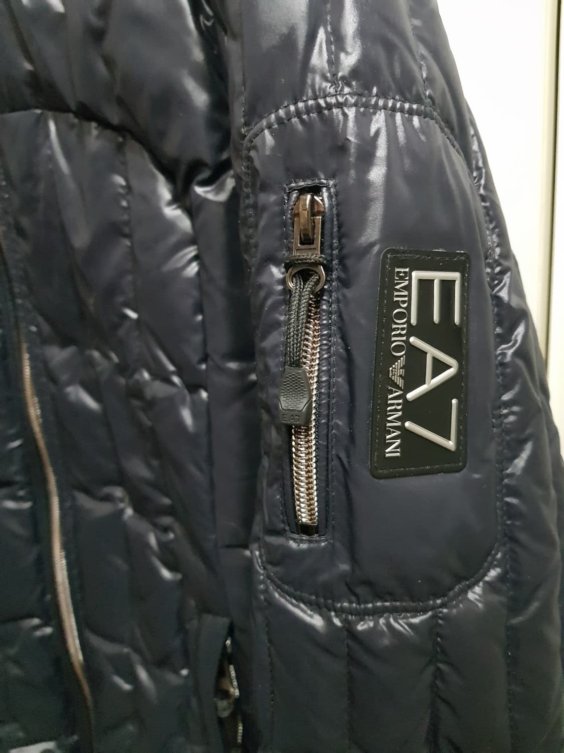 거의새거)엠포리오아르마니 Chamonix구스패딩S 상품이미지10
