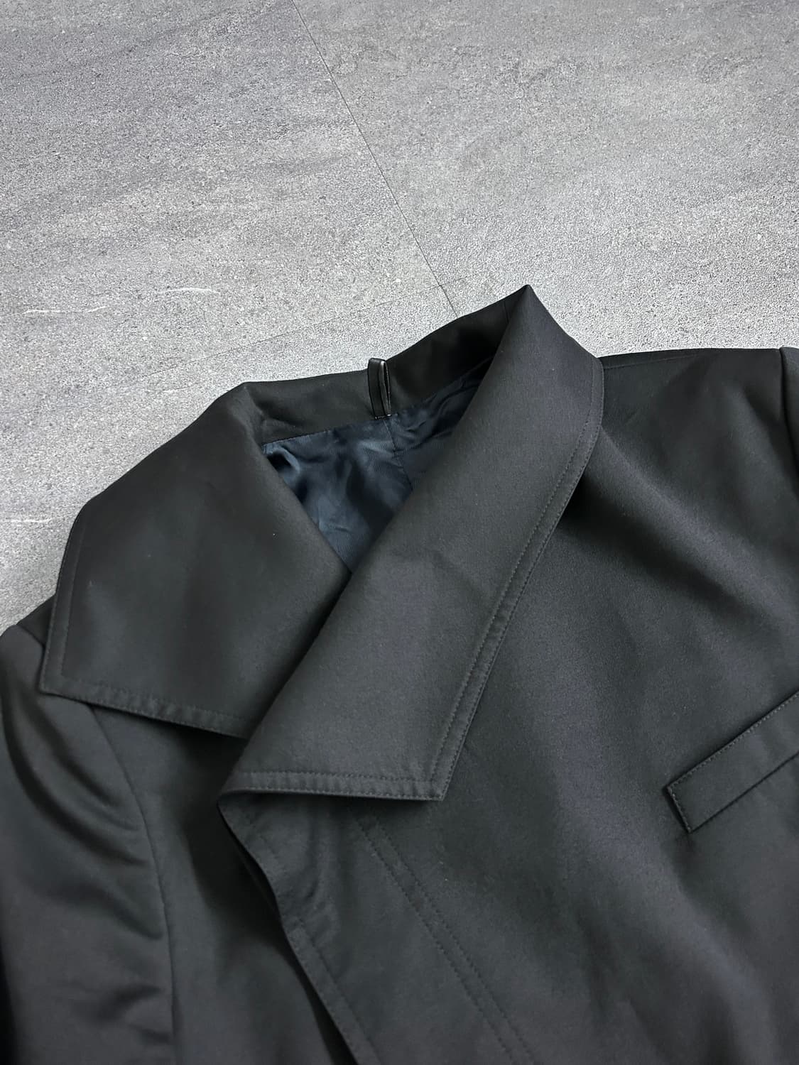 디올 옴므 09fw 비대칭 블레이저 상품이미지3