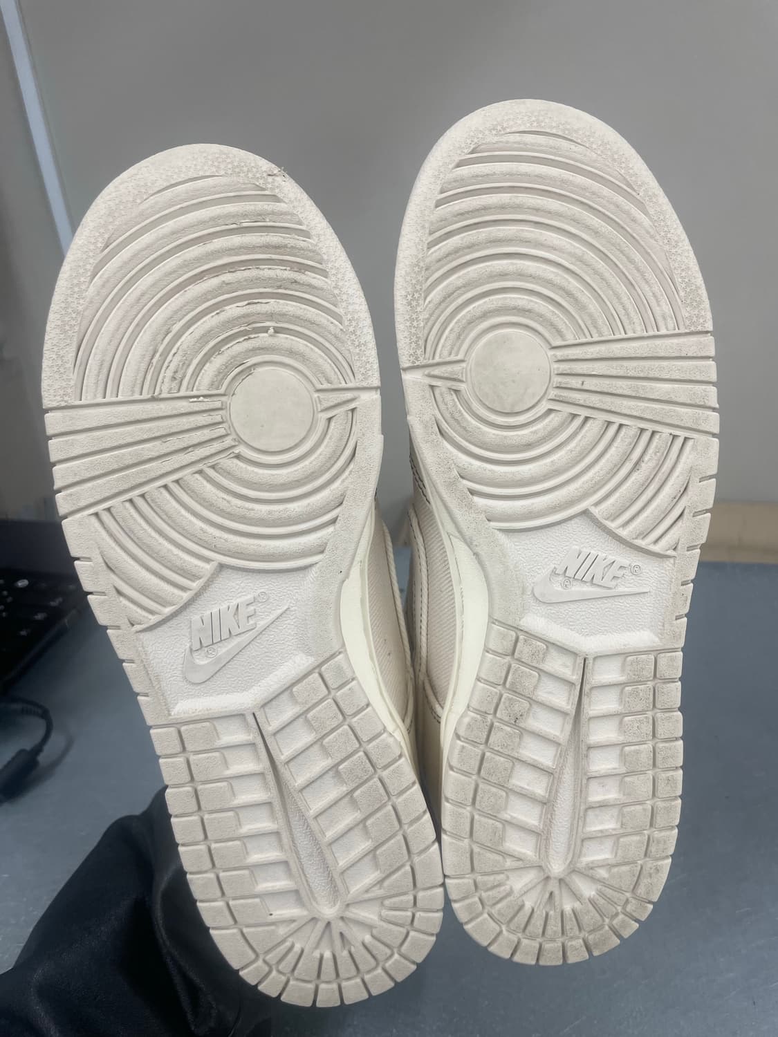 나이키 덩크 로우 베이지 레드 260 상품이미지6