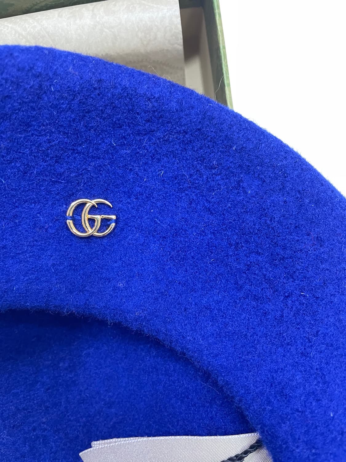 새상품 구찌 GG 로고 울 펠트 베레모 모자 블루 상품이미지5