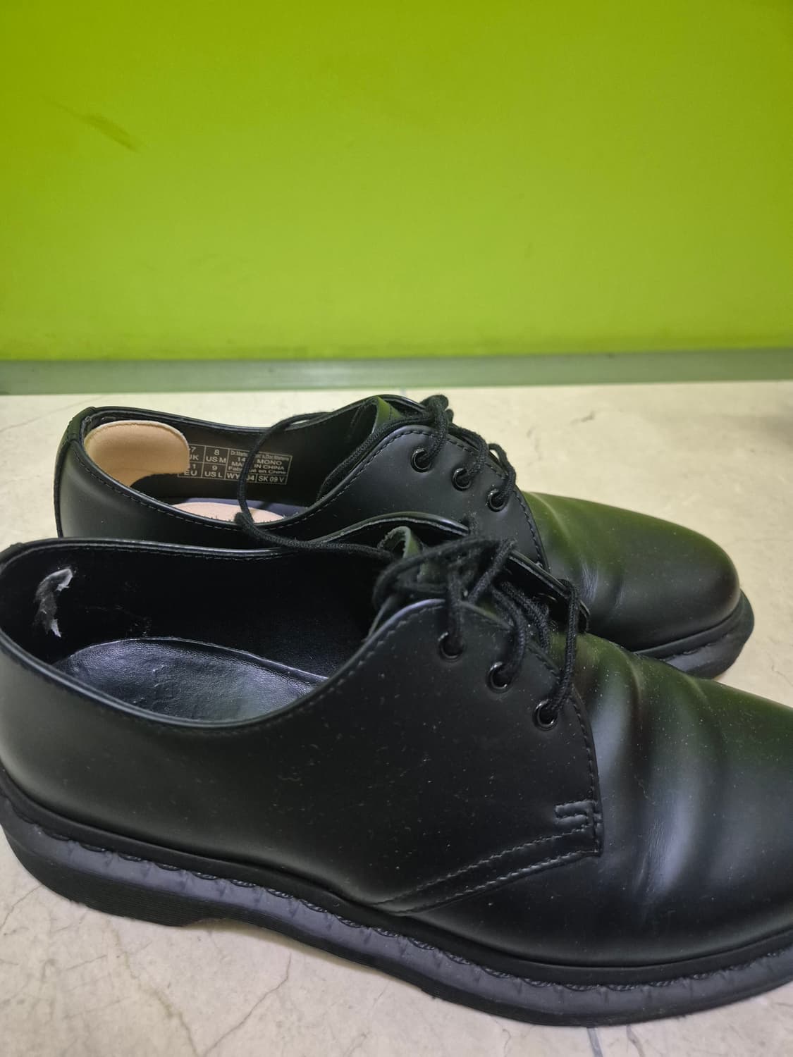닥터마틴 1461모노 uk7 판매합니다 상품이미지2