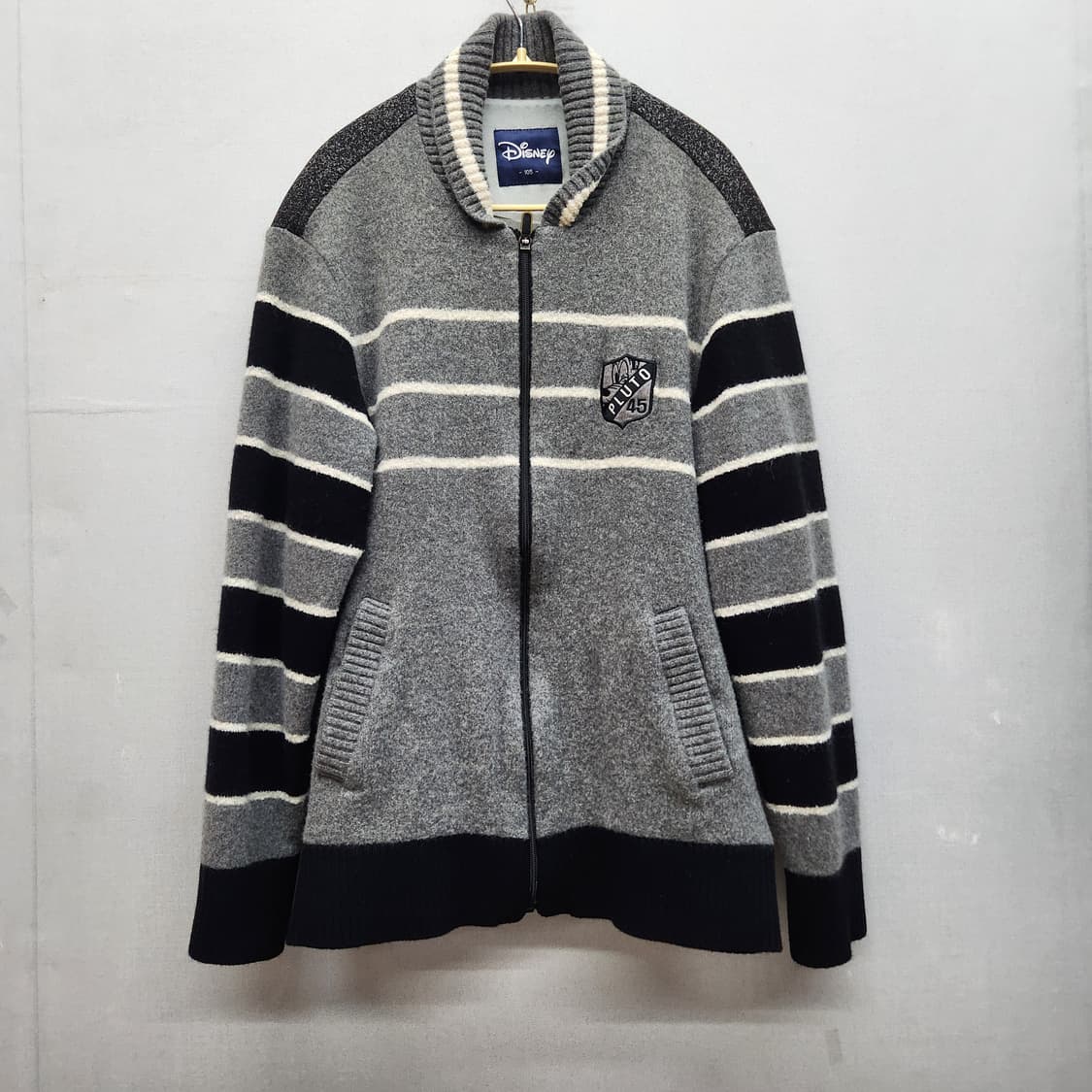 디즈니 플루토 백프린팅 집업(앞니트뒤점퍼) L(남여공용) 상품이미지2