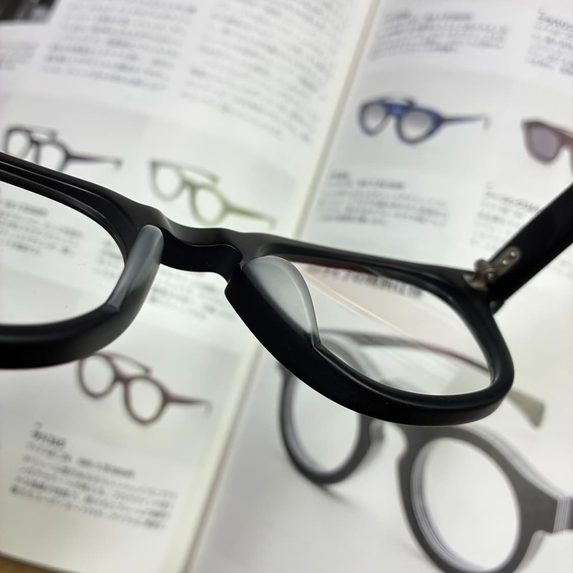 角矢甚治郎作 카도야 진지로 사쿠 무광 블랙 셀룰로이드 일본 장인 안경 상품이미지7