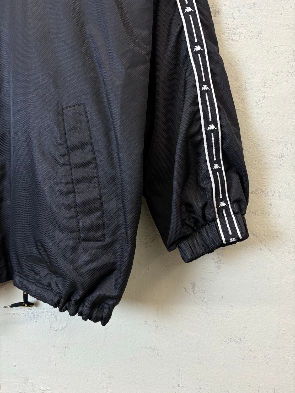 카파 90s 올드스쿨 사이드라인 바람막이 블랙 상품이미지4