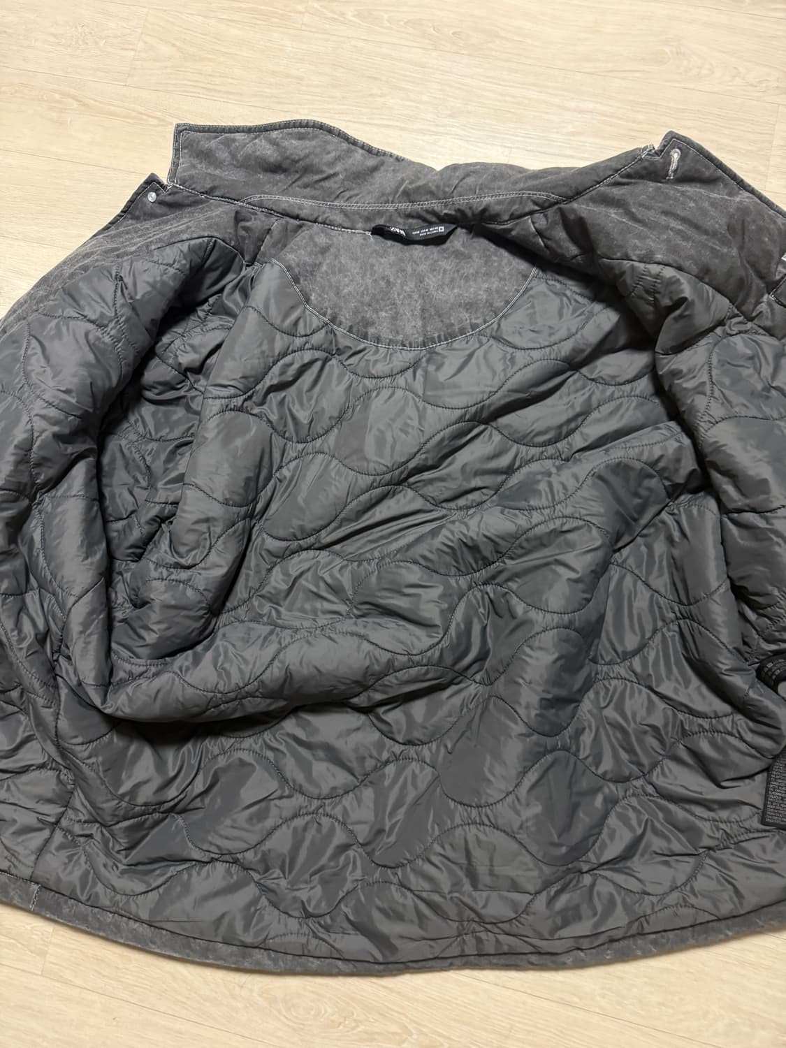 ZARA 자라 워크웨어 스타일 워싱 패디드 자켓 상품이미지3