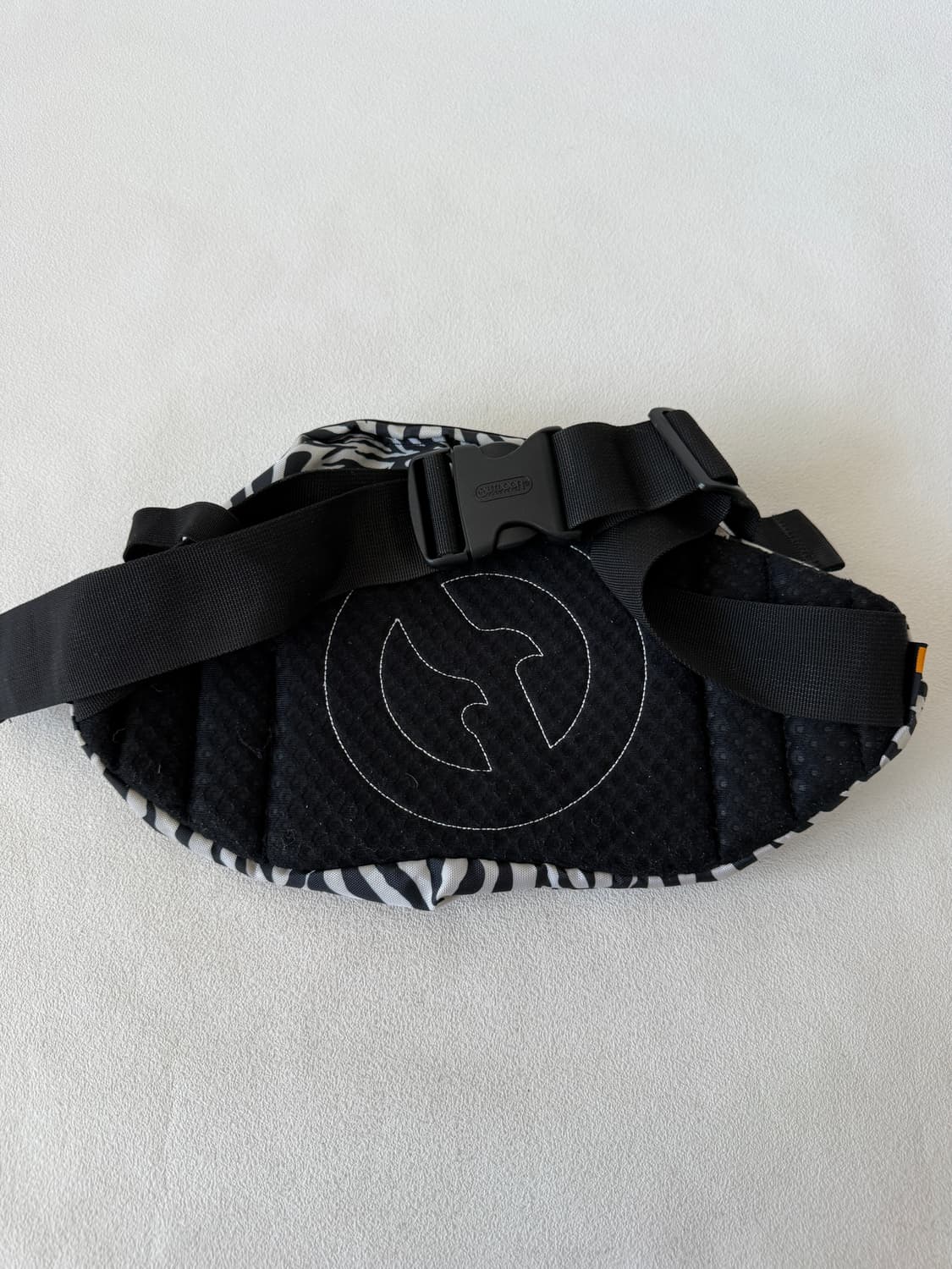 아웃도어 프로덕트(OUTDOOR PRODUCTS) 지브라 코듀라 힙색 상품이미지7