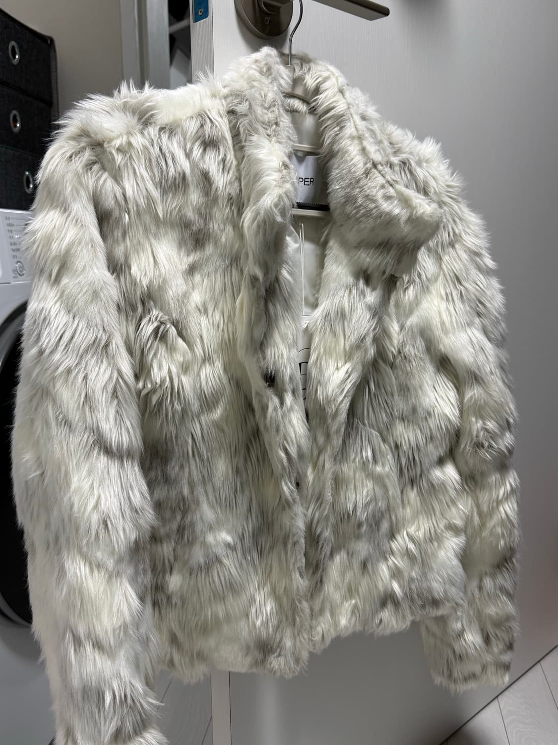 DEBBY UPPER 데비어퍼 퍼자켓 22fw 상품이미지2