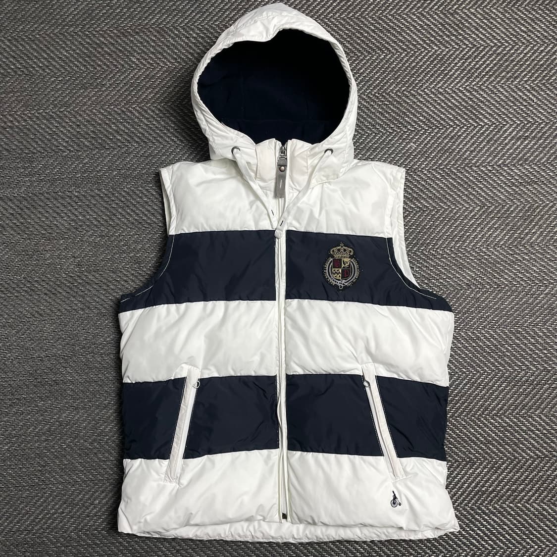 빈폴 아메카지 단가라 디테일 패디드 베스트o 5372 상품이미지1