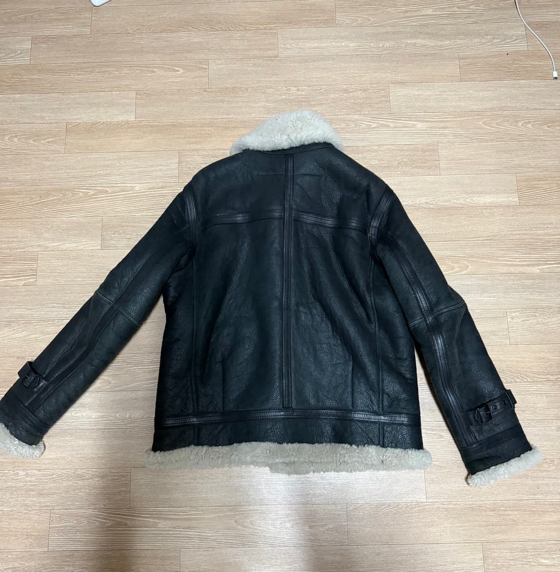 지방시 무톤자켓(무스탕) 상품이미지4