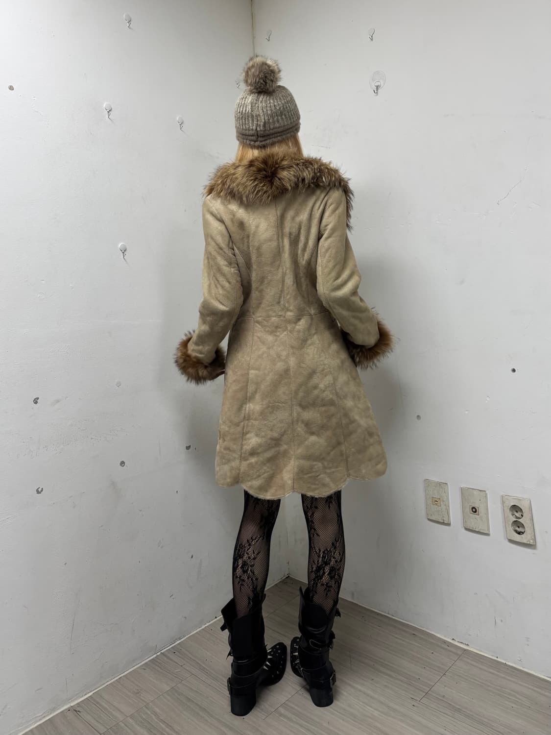 Brown Fur Trimming Long Jacket 상품이미지4