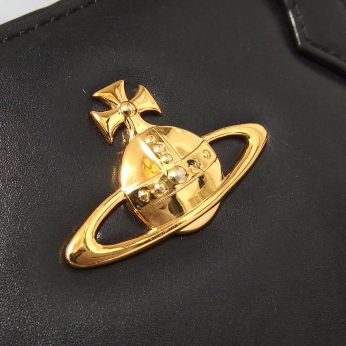 비비안 웨스트우드 가죽 핸드백 상품이미지5