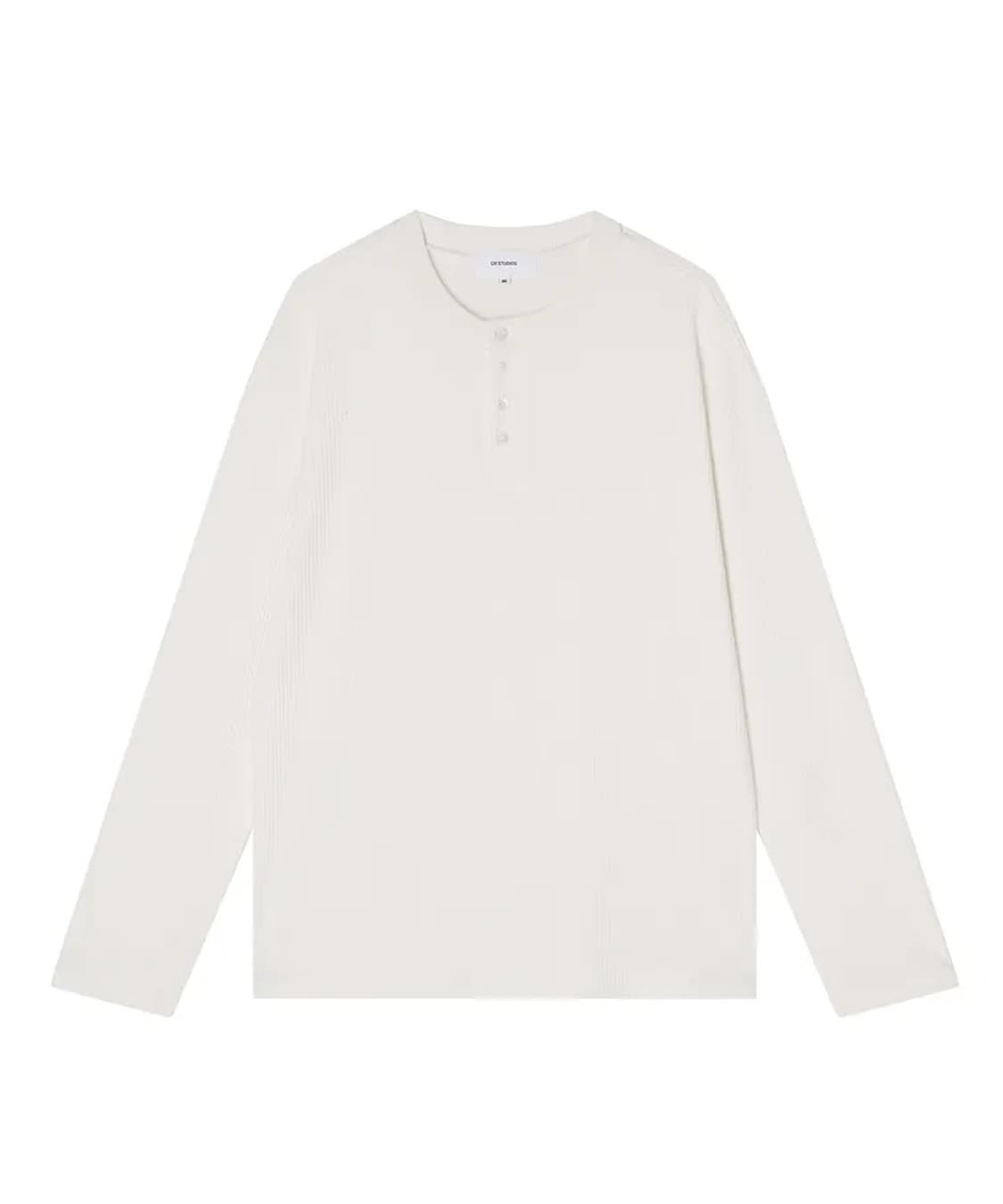 오엑스 스튜디오 모먼트 헨리넥 롱슬리브 화이트 색상 48사이즈입니다 얇은 상품이미지2