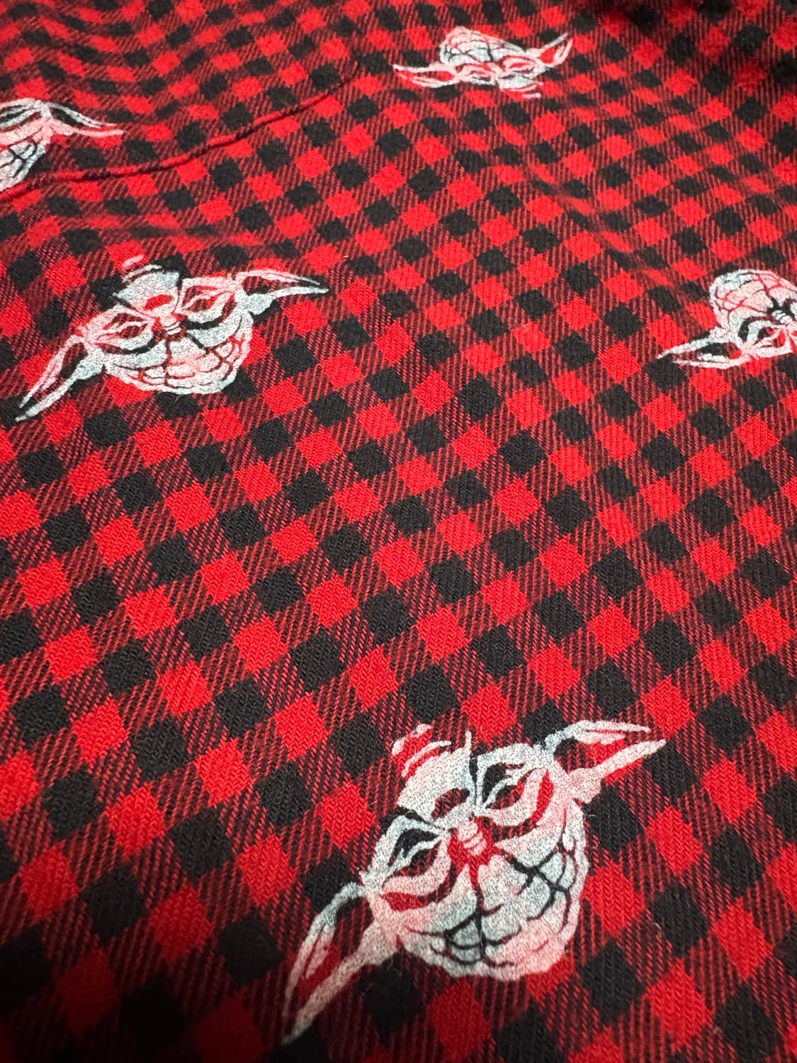 유니클로 X 스타워즈 콜라보 요다 셔츠 상품이미지4