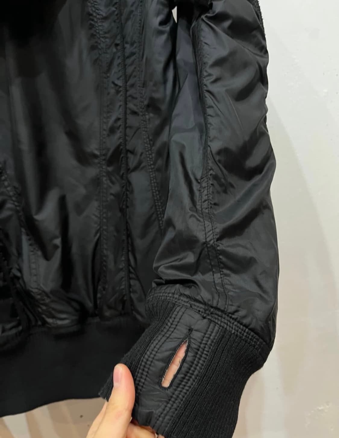 GOA 고아 절개 패디드 봄버 자켓 패딩 상품이미지3