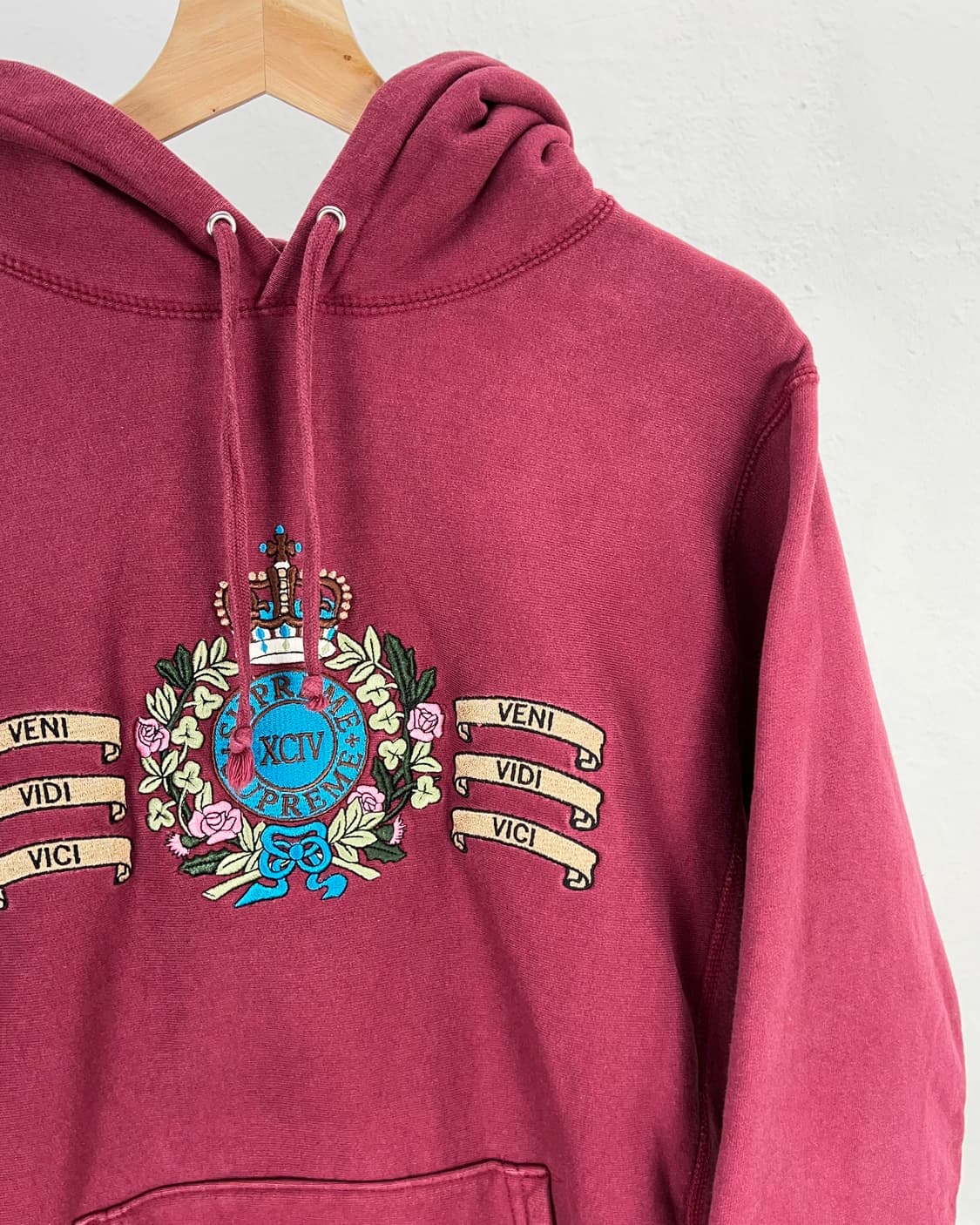 슈프림 16fw 크레스트 버건디 스웨트 후디 상품이미지3