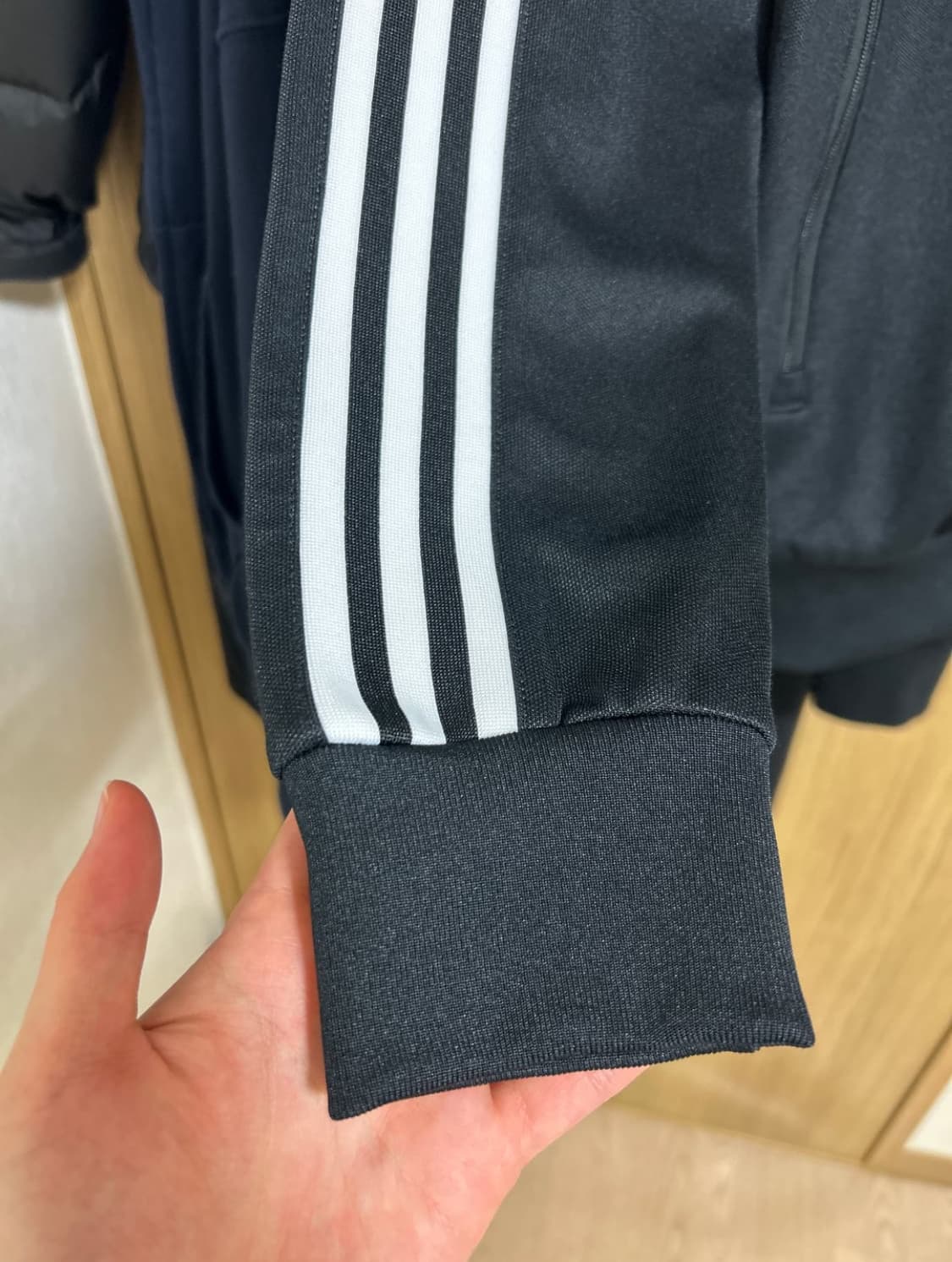 [새 상품] [택포] 아디다스 져지 블랙 상품이미지4