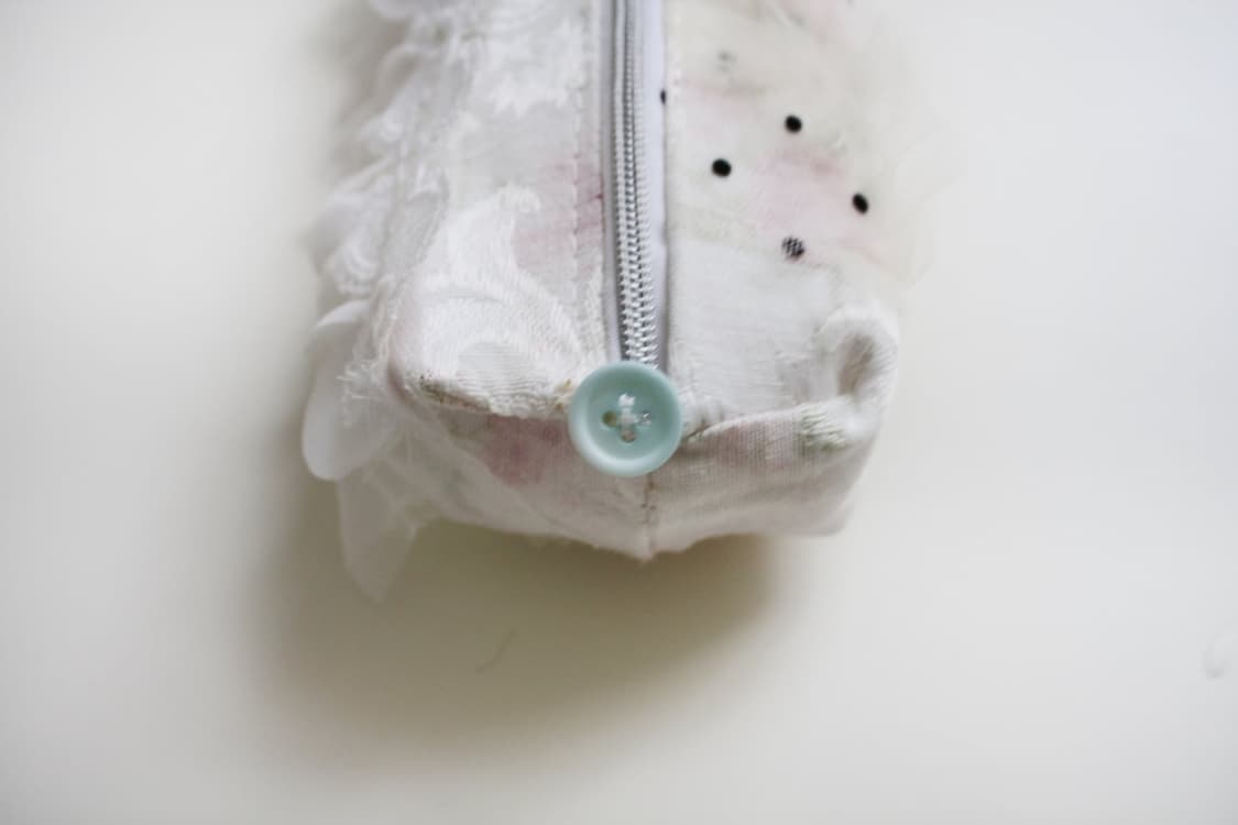 Petal Dot Pencil Case 상품이미지4