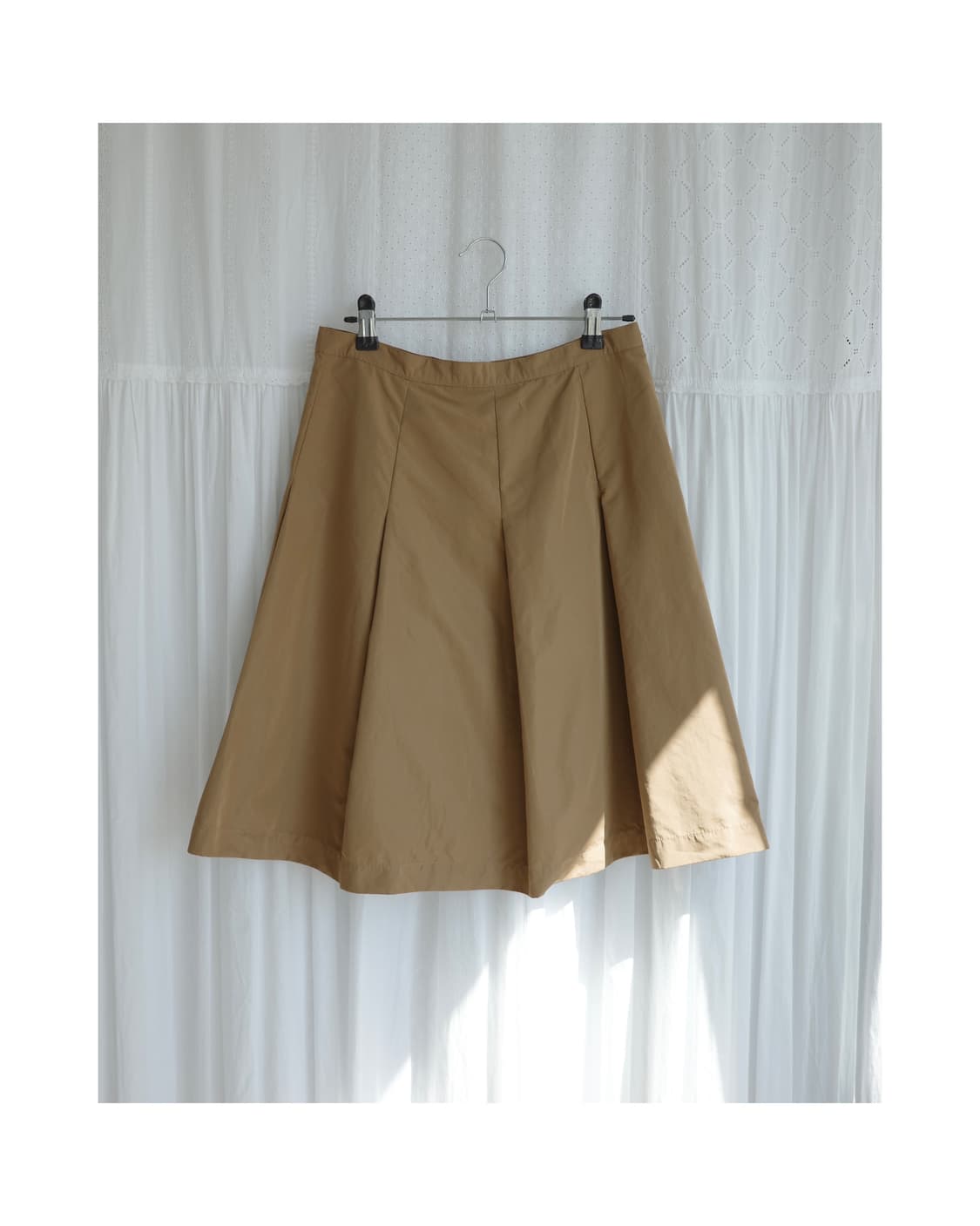 Camel pintuck skirt 상품이미지2