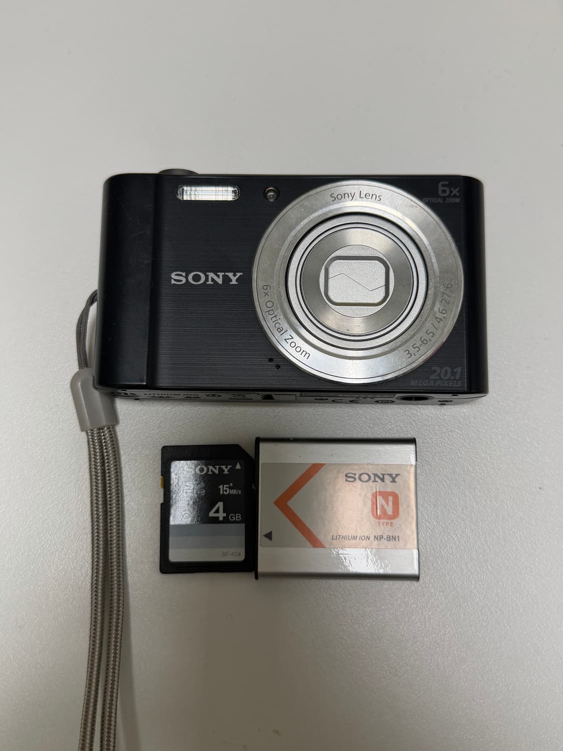 소니 DSC-W810 디지털 카메라 상품이미지1