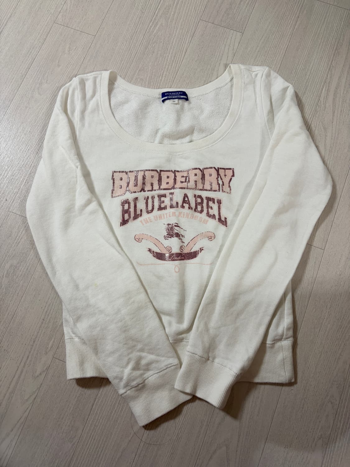 유일매물! 빈티지 버버리 블루라벨 맨투맨 상품이미지2