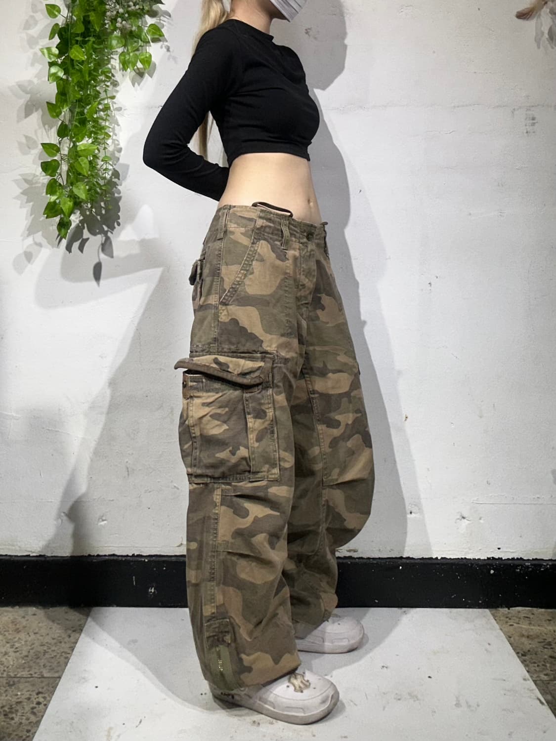 아베크롬비 베이지 밀리터리 카모 빅 포켓 와이드 카고 팬츠 L 상품이미지1