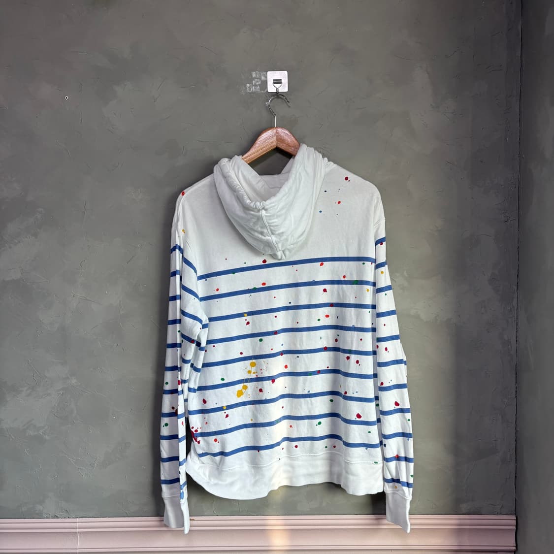 폴로 랄프로렌 스트라이프 페인트 스플라터 후드 화이트 상품이미지5