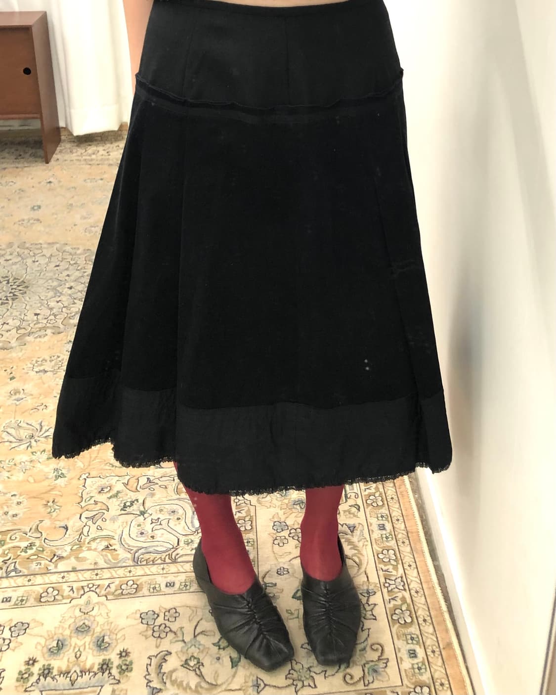 블랙 미디 스커트 상품이미지1