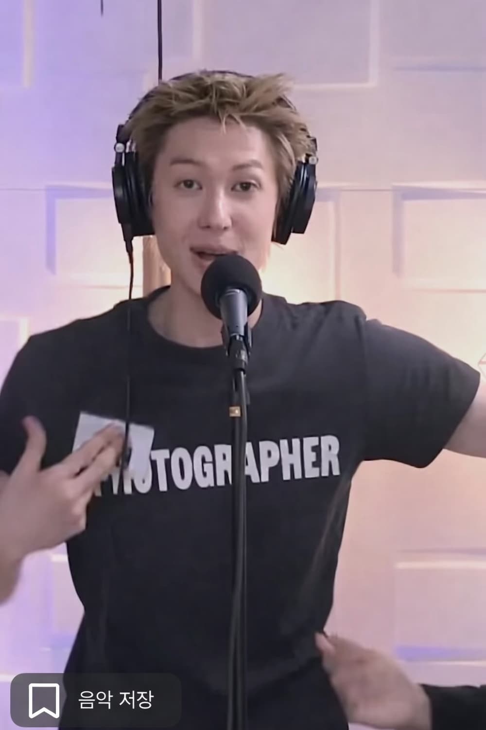 ERL 포토그래퍼 프린팅 티셔츠 블랙 M 새상품 상품이미지1