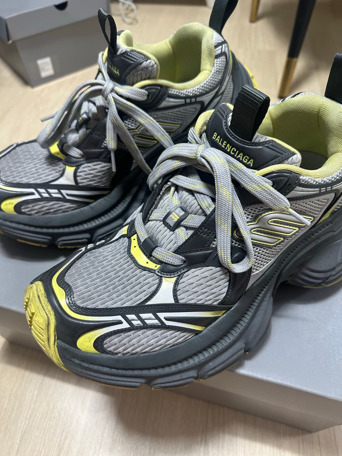 [43] 발렌시아가 10xl 그레이 상품이미지3