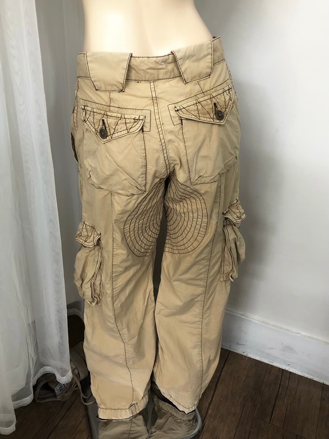 y2k beige stitch detail cargo pants 상품이미지4