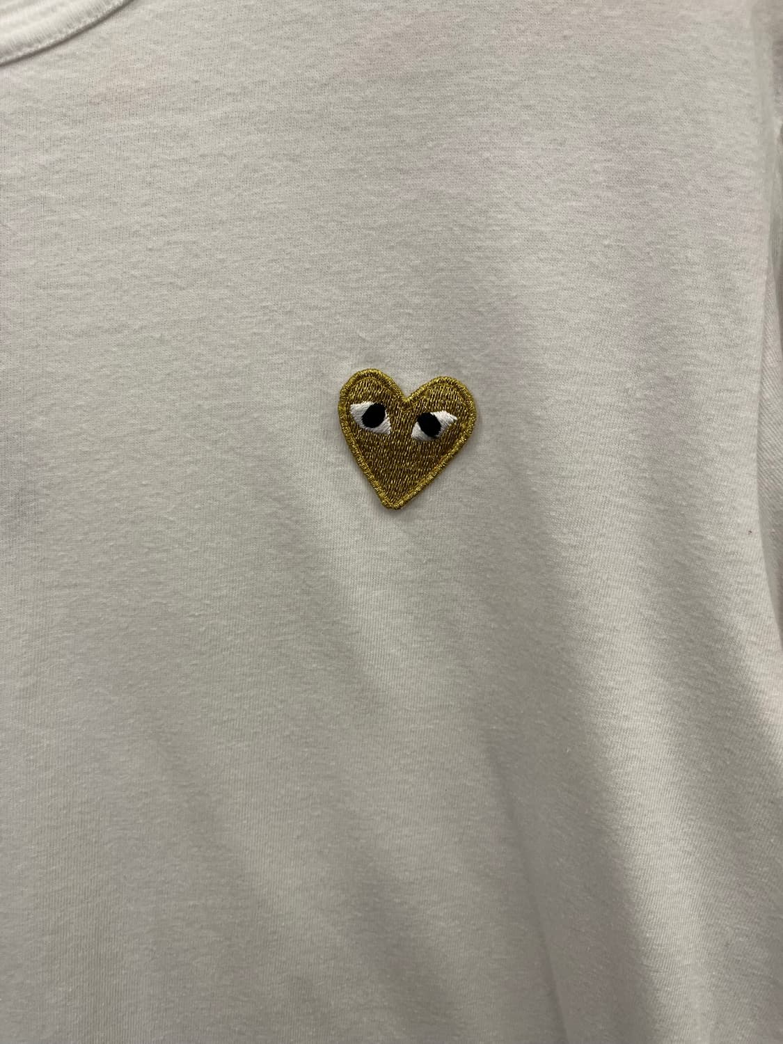 꼼데가르송 골드 하트 와펜 반팔티 #csz692 상품이미지3