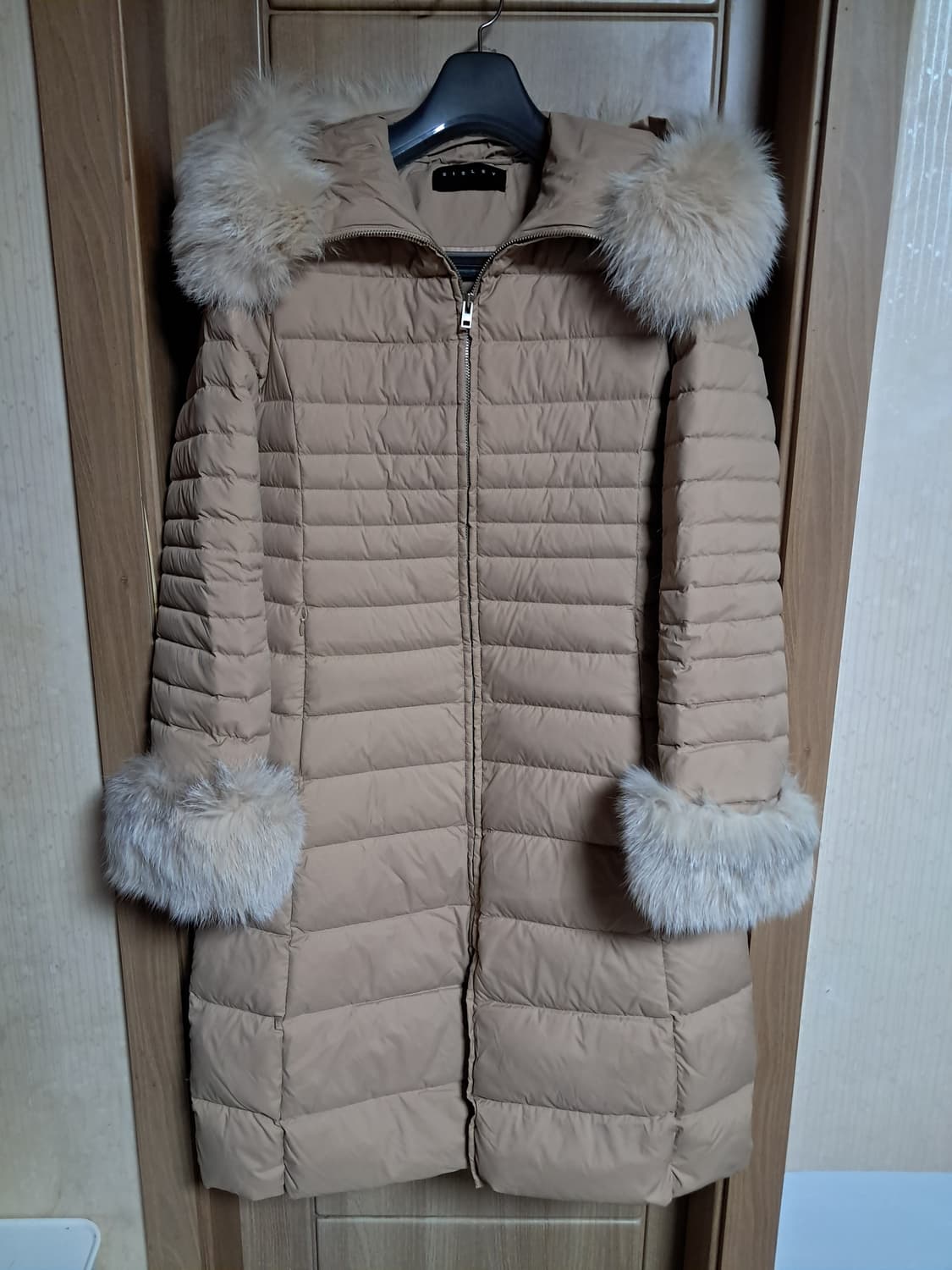 시슬리 폭스퍼 롱패딩 42 상품이미지2