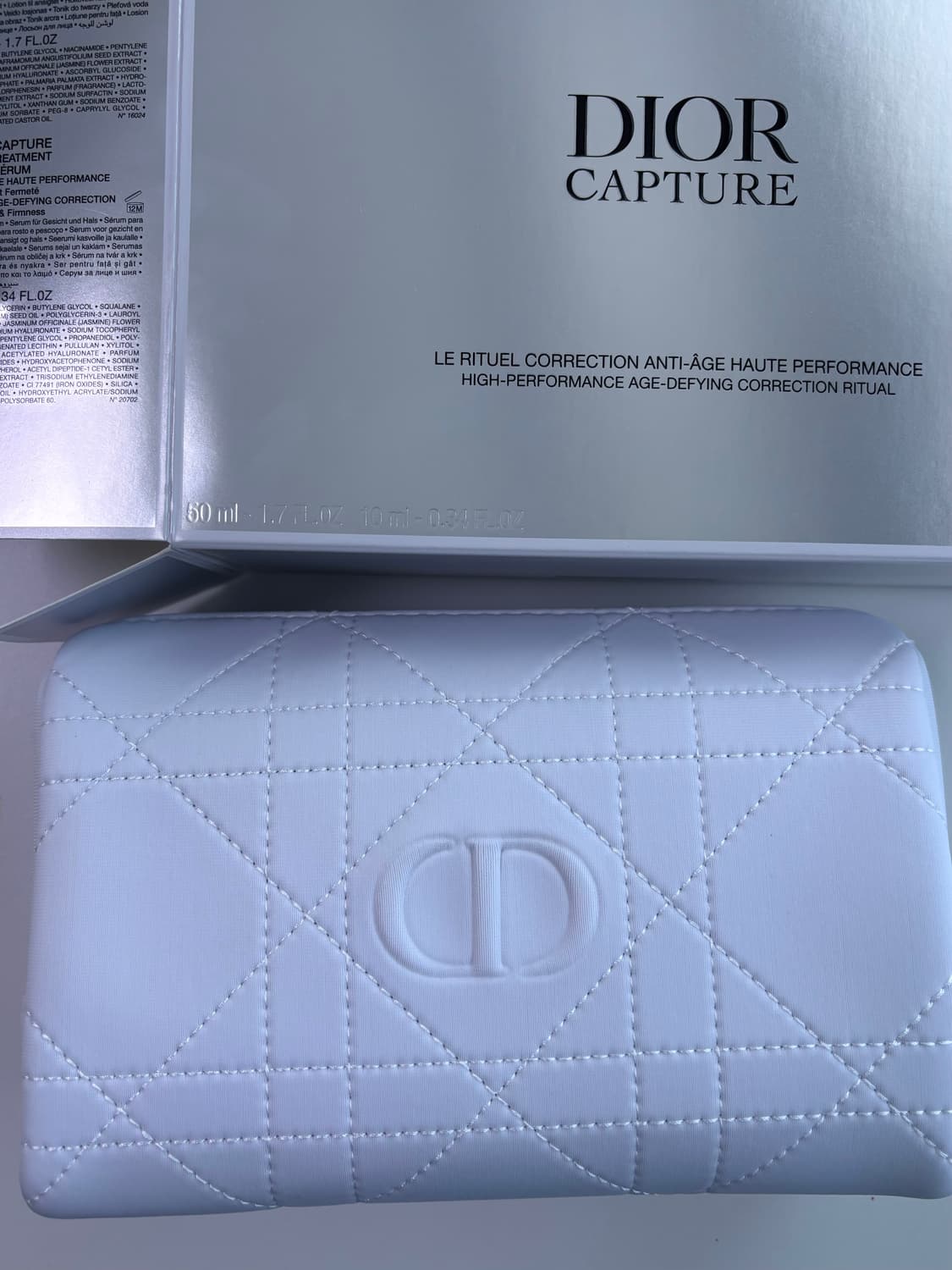 디올 화이트퀄팅 파우치 상품이미지1