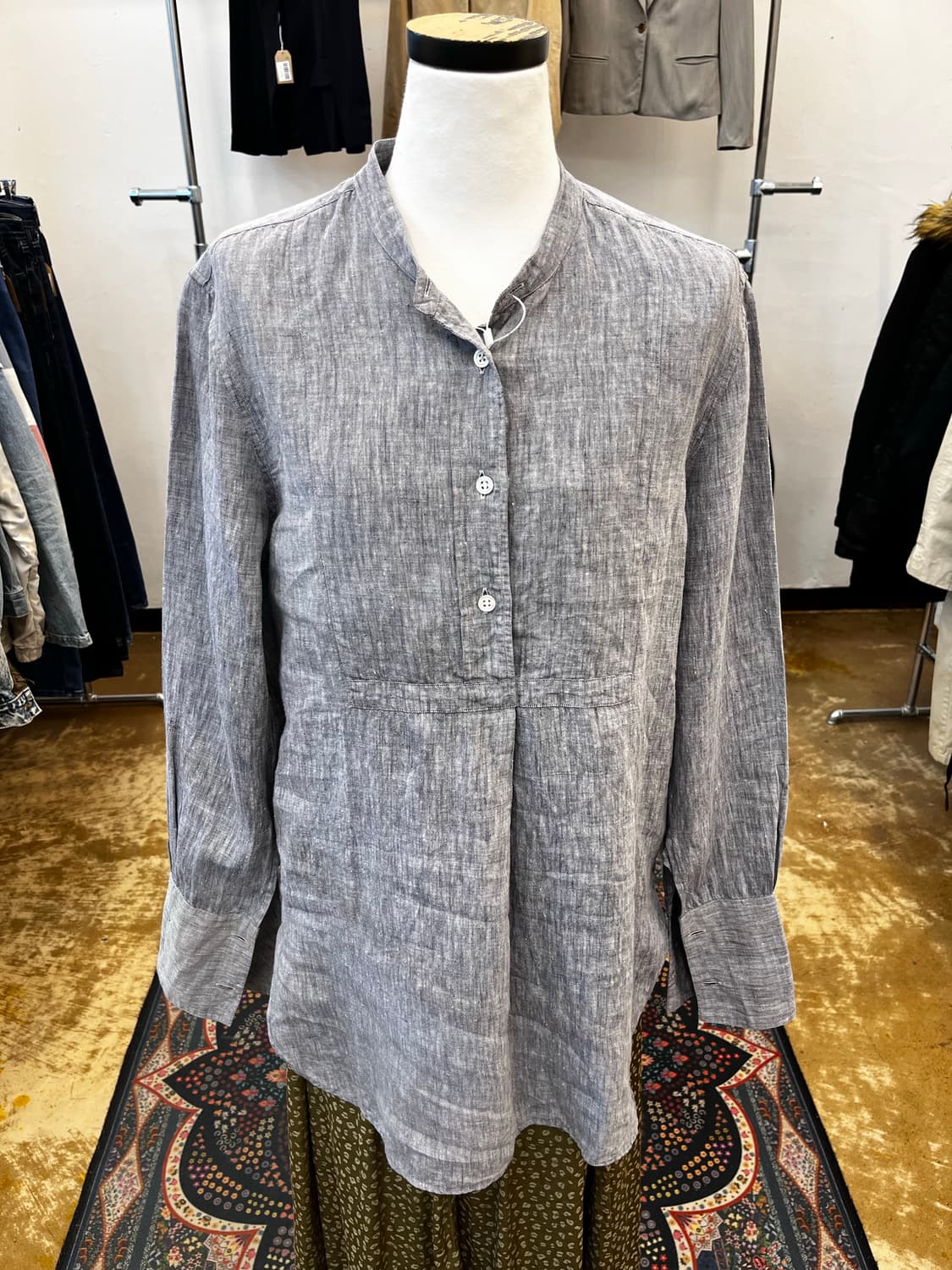 마가렛호웰 하프 버튼 린넨 셔츠 상품이미지2