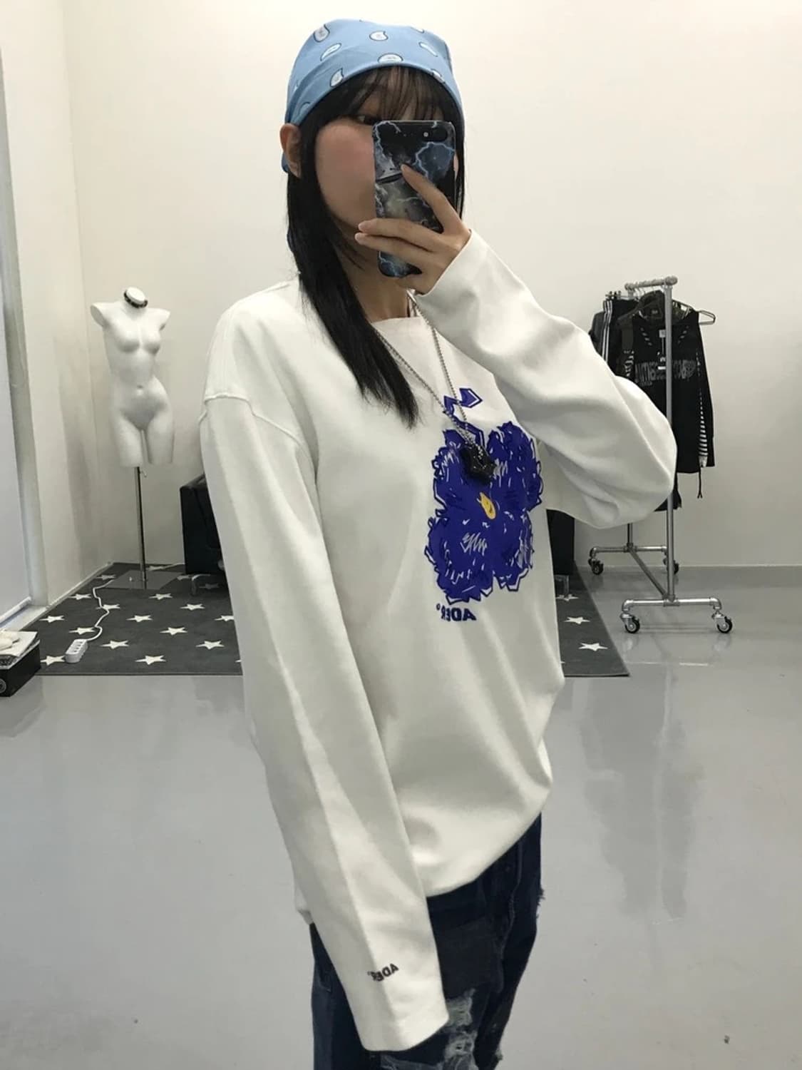 아더에러 블라썸 롱슬리브 화이트 A1 상품이미지3