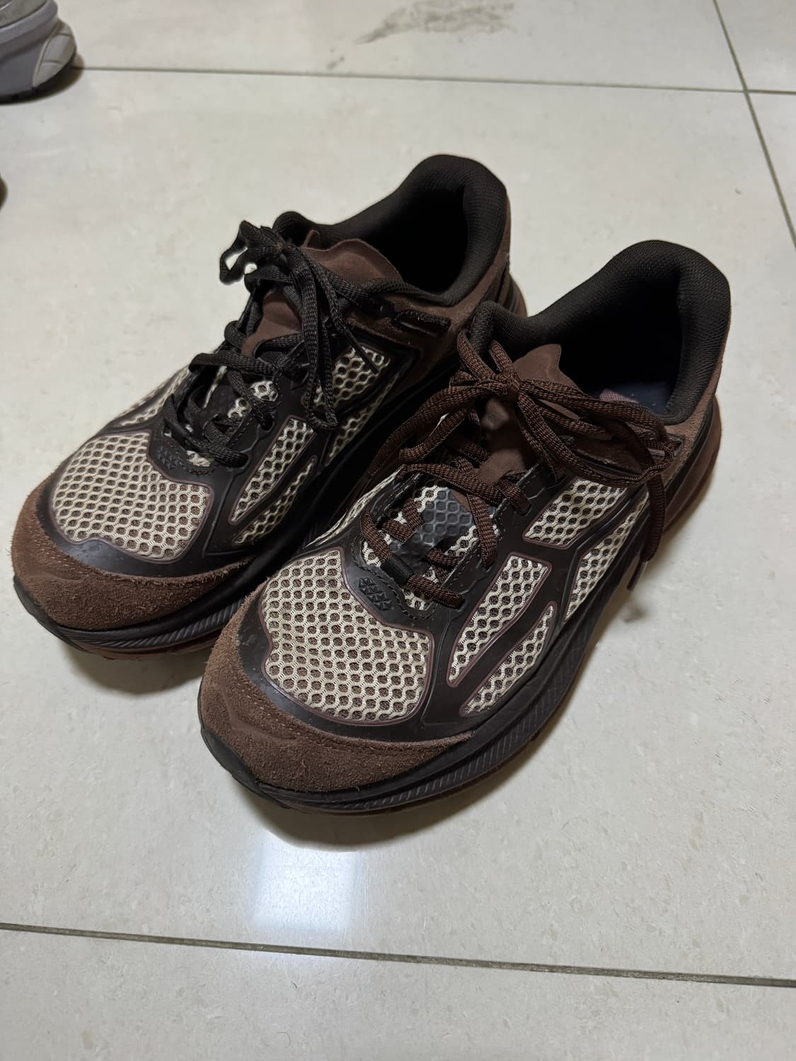 호카 클리프톤 270 브라운 상품이미지2