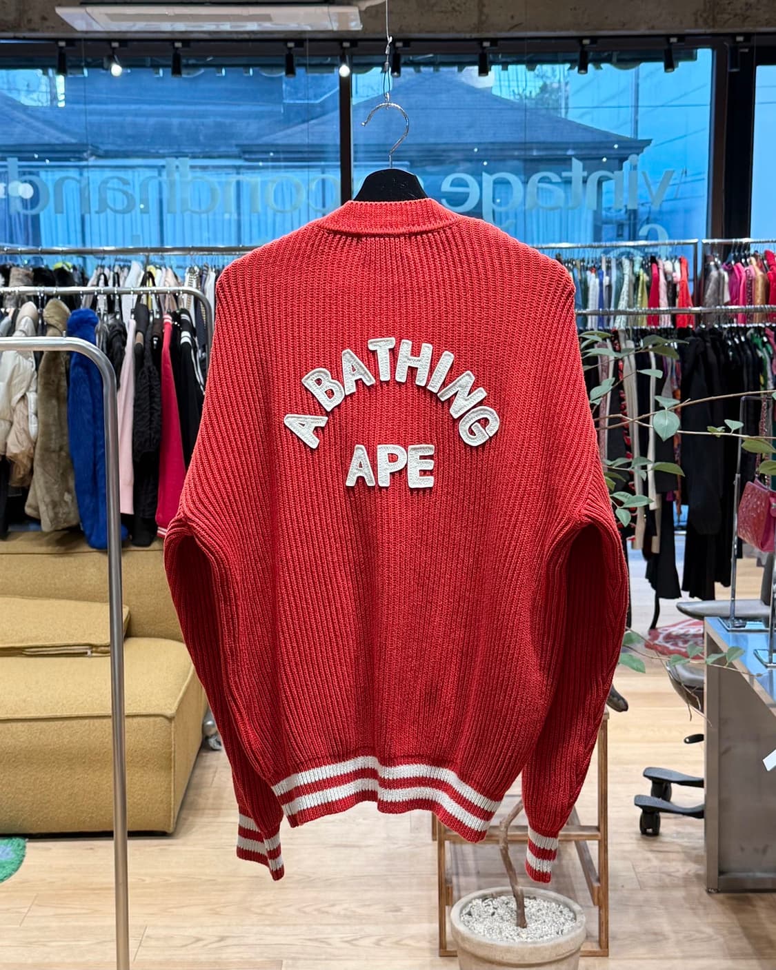 베이프 오렌지 컬리지 가디건  상품이미지1