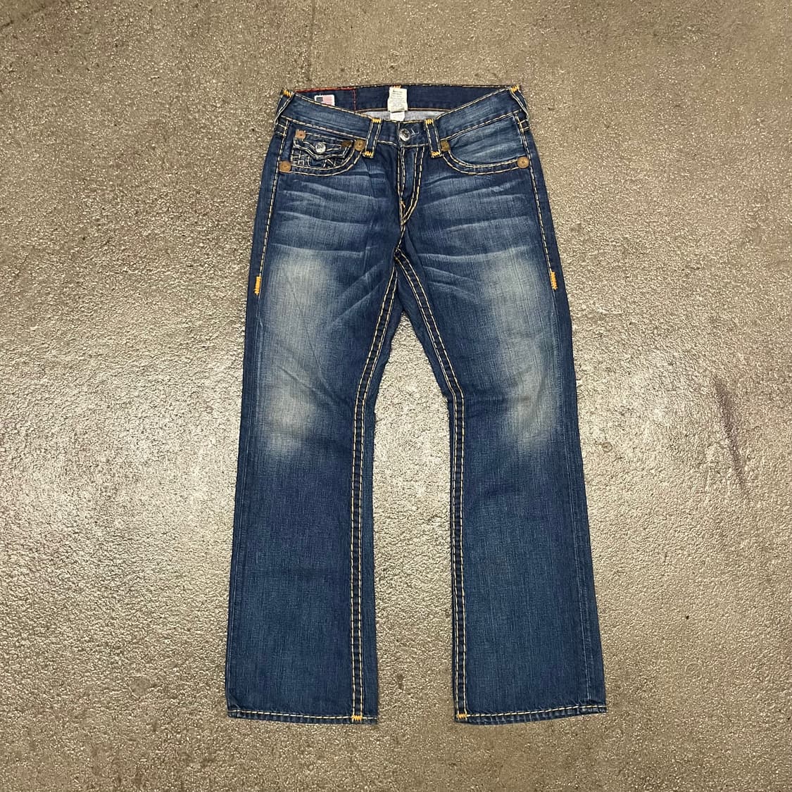 트루릴리젼 빌리 슈퍼티 데님 부츠컷 (33“) 상품이미지1