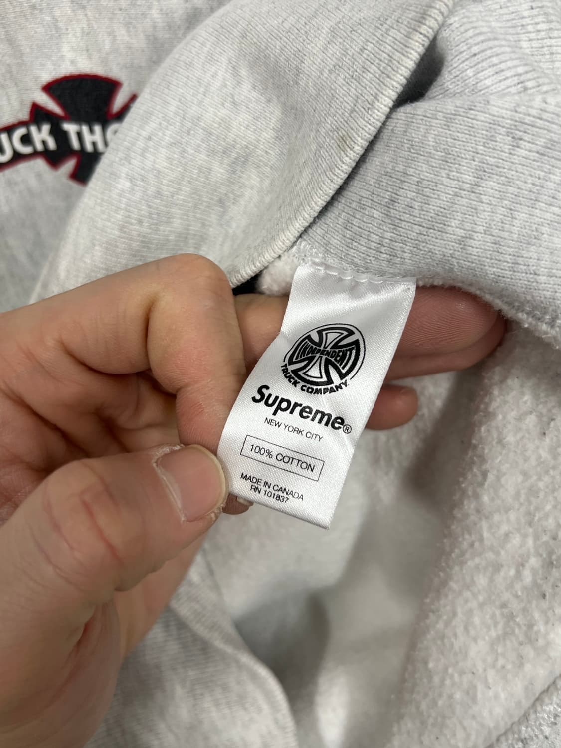 슈프림 인디펜던트 로고 풀오버 후드티 상품이미지7