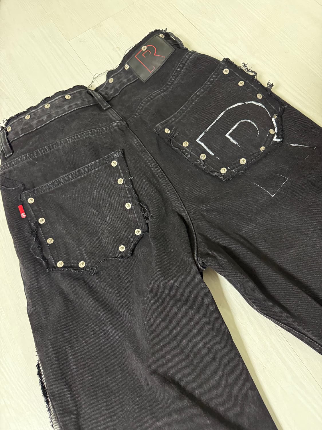 REGION 흑청 디테일 팬츠 상품이미지5