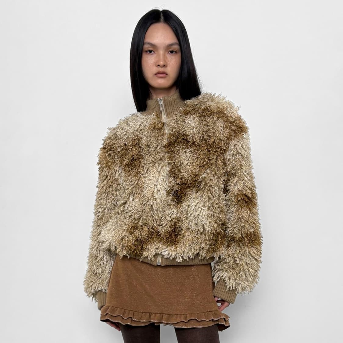 폴리수엠 샤기 퍼 자켓 베이지 미개봉 새제품 판매 상품이미지1