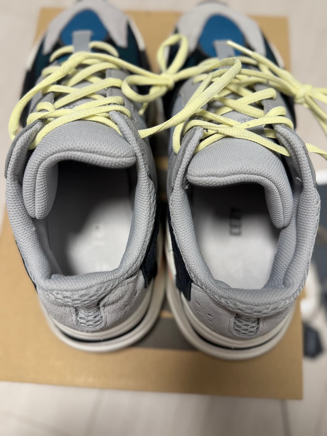 이지부스트700 웨이브러너 265 상품이미지5