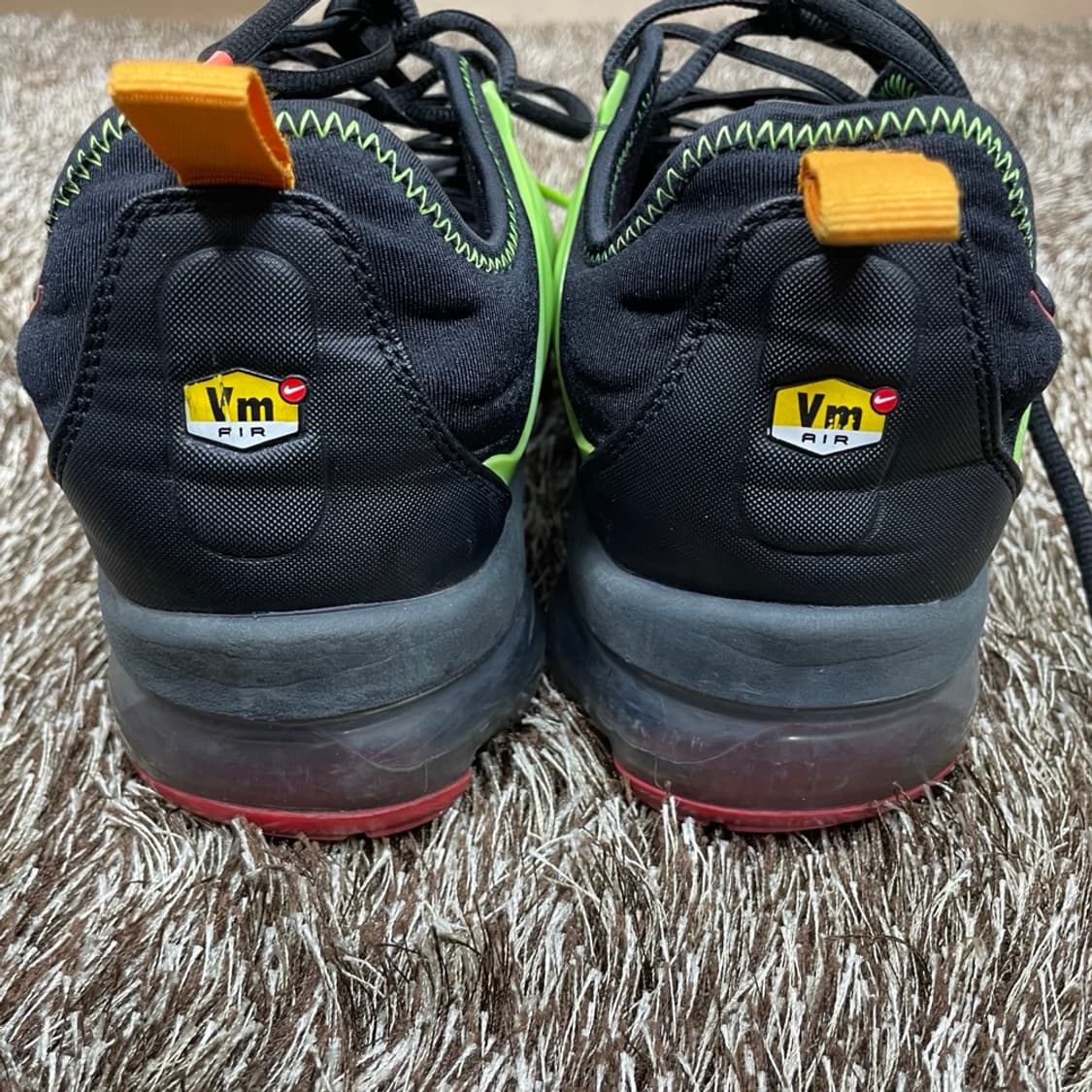 나이키 Nike 에어 베이퍼맥스 플러스 엠버 글로우 형광 그린 270 상품이미지7