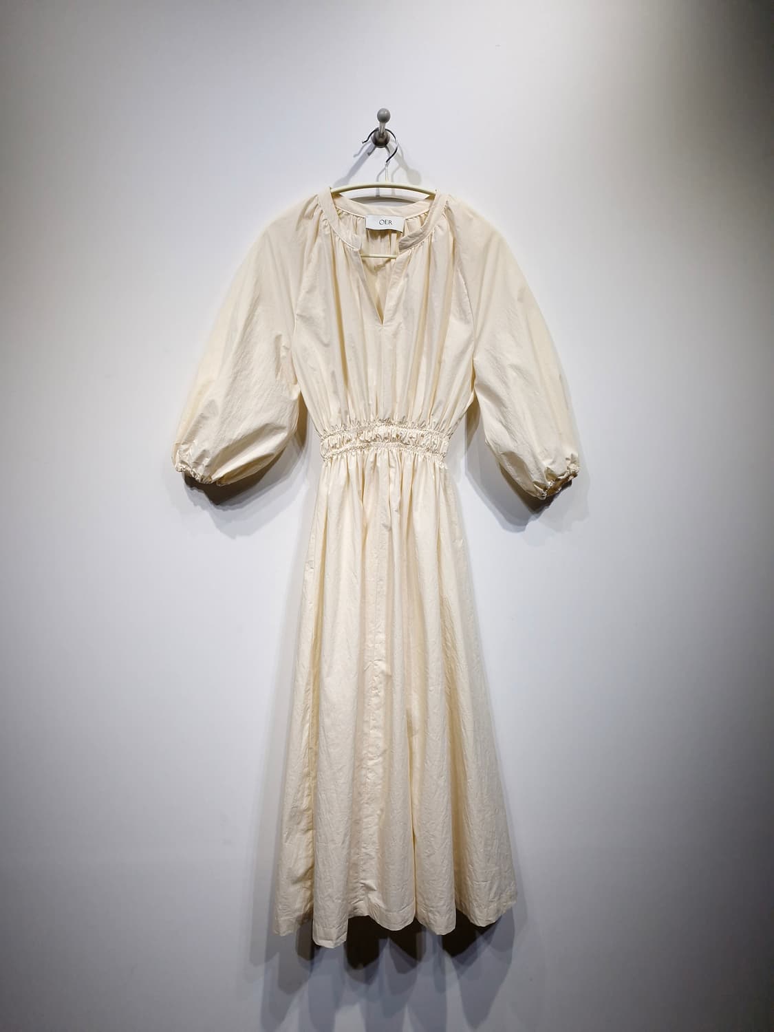 OER 오픈카라 셔링 드레스-드라마틱 볼륨 상품이미지3